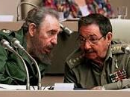 Fidel et Raul Castro